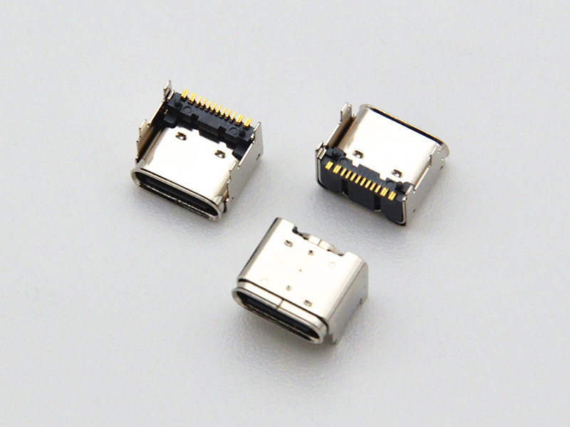 Type-C 16-pin female socket, board-mounted with four-legged insert and pillars, 8.0mm length, 3.5mm pitch, and a 1.9mm standoff height